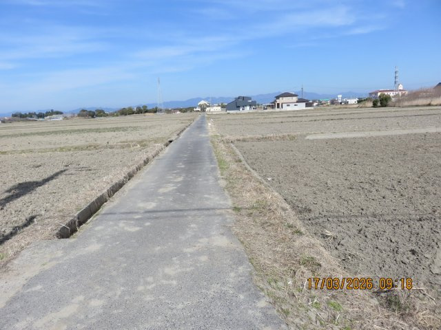 鈴鹿市寺家町字池戸1464番の前面道路含む現地写真