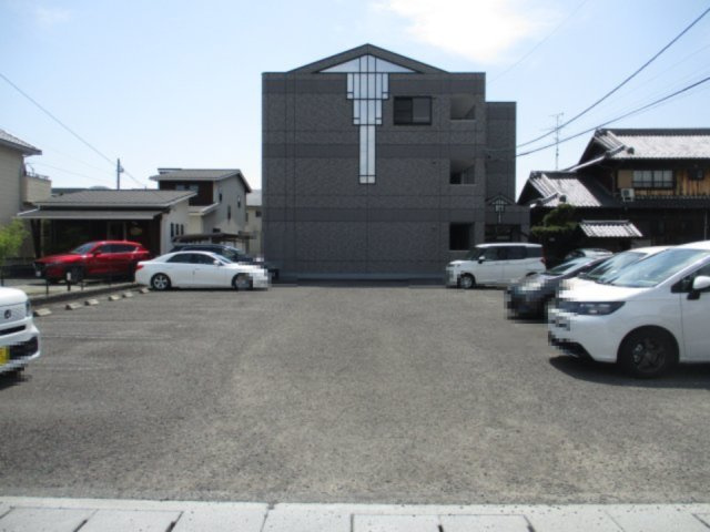 RAINBOW　BOSSの駐車場