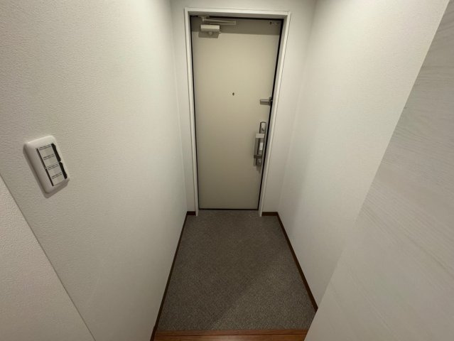 豊中市中桜塚１丁目の賃貸マンションの玄関