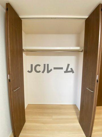 キャトルフィーユの収納|反転タイプの部屋の写真です