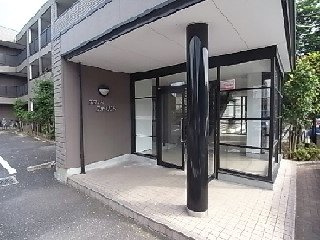 ブロードフォーリストのエントランス