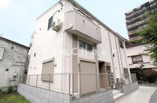 マーベラス新宿若葉の外観