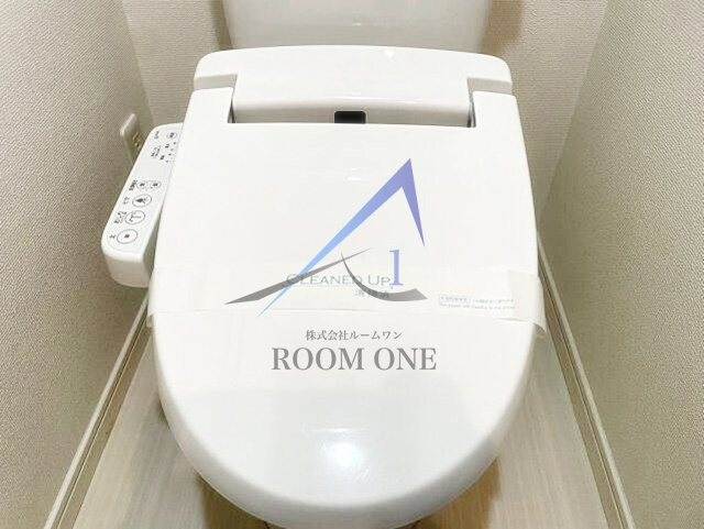 ＳＹＦＯＲＭＥ　ＮＩＳＨＩ－ＳＨＩＮＪＵＫＵ－５ＣＨＯＭＥのトイレ|トイレです。