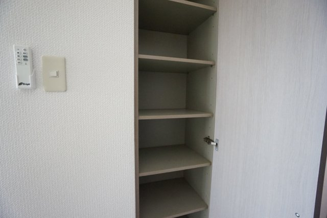 ネオハイム日之出の収納