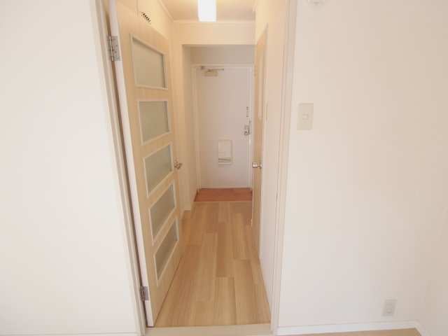 メゾン親和の玄関