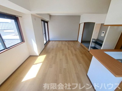 【居間・リビング】 | ベルグラン府中浜田
