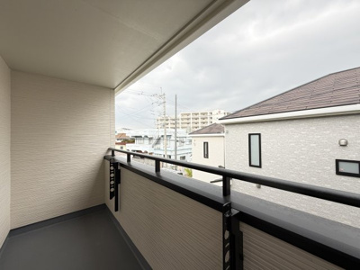 【バルコニー】 | 与那原町与那原（全4棟）B号棟 | B号棟　インナーバルコニー♪