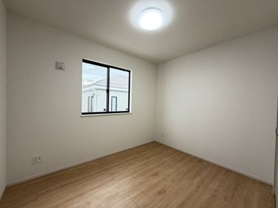 【洋室】 | 与那原町与那原（全4棟）B号棟 | B号棟　洋室5.18帖＋CL付き♪