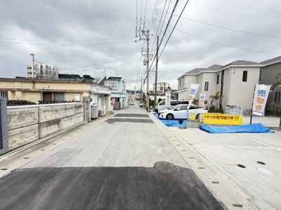 【前面道路含む現地写真】 | 与那原町与那原（全4棟）B号棟 | ※北東側公道5.1m♪