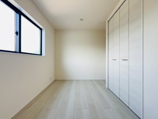 碧南市棚尾本町四丁目３番『仲介手数料無料』新築一戸建て・建売の洋室