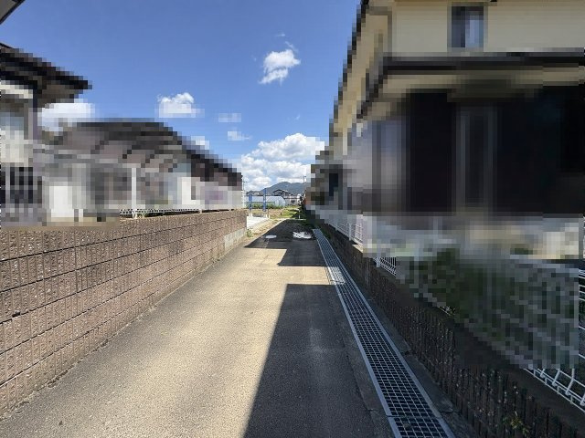 【その他】 | 糟屋郡粕屋町酒殿2丁目1期・平屋　2号棟（全2棟）【仲介手数料無料・0円】 | 現地写真。前面道路です。