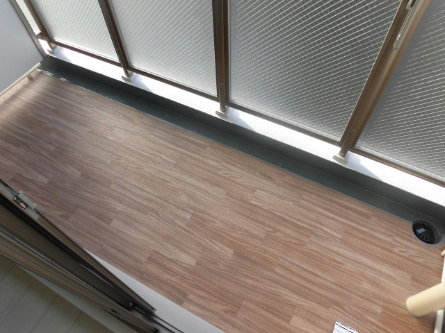 エステムコート三宮駅前Ⅲマジェスティのバルコニー