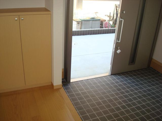 アスセーナの玄関|落ち着いた玄関です