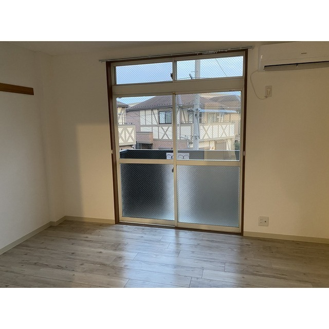 アークス柏の葉の居間・リビング|洋室2