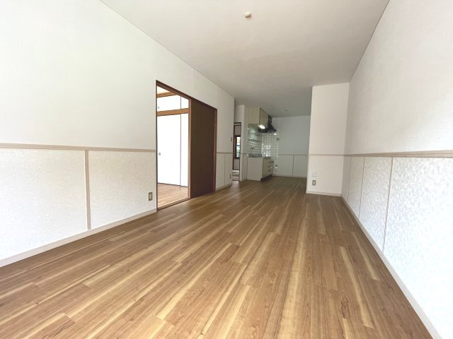 メモリー吉浦の居間・リビング|こちらの居間で趣味の時間をお楽しみください