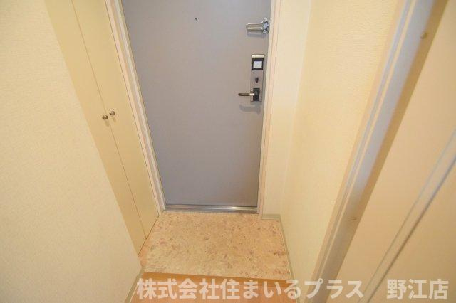 MODENAの玄関
