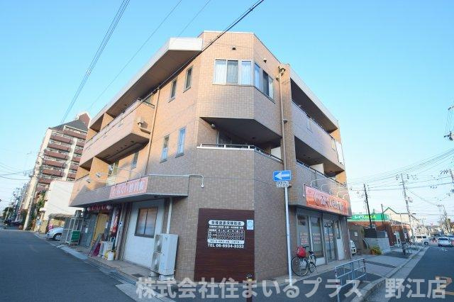 MODENAの外観