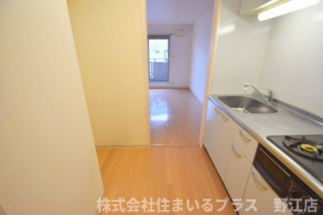 MODENAの内装