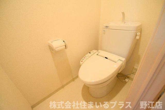 MODENAのトイレ