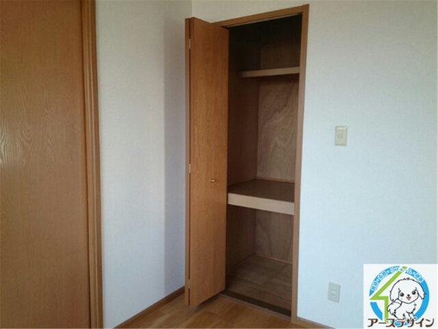 メゾンソレイユⅡの収納|便利な収納スペースです