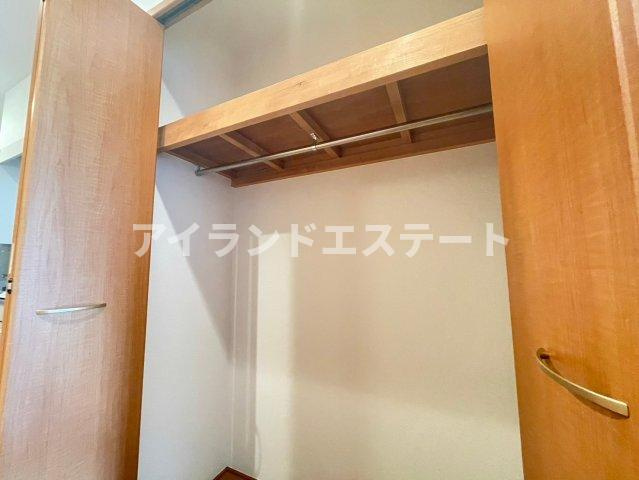 エステート　駅近　オートロック　角部屋の収納