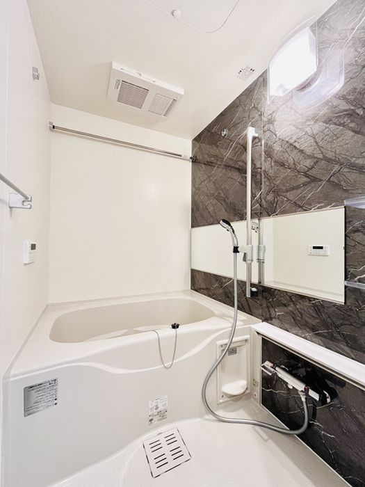 スカイラトゥール蔵前の浴室