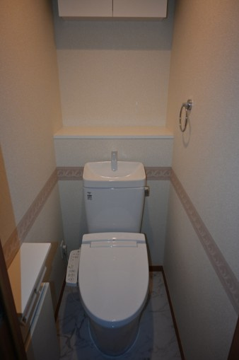 モン・シャトー東高円寺南館のトイレ