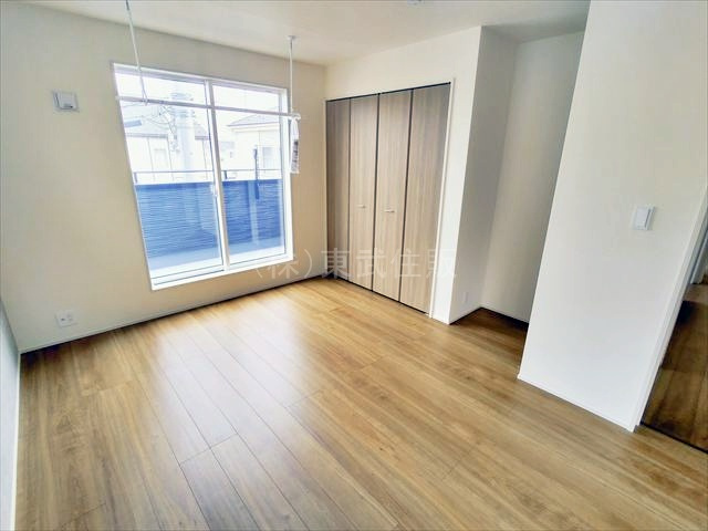 【寝室】 | ふじみ野市大井中央1丁目　全55棟　35号棟 | 2階東側10.25帖洋室　主寝室としてお使い頂けます