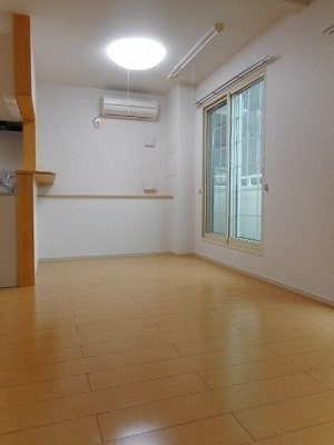 パイン　ヒルの居間・リビング|使いやすい居間です