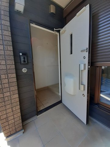 ルピナスの玄関|毎日通る玄関はこちらです