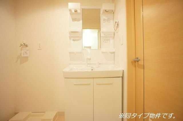 フォーシーズンズⅠの洗面所|洗面所です