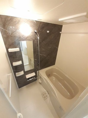 クローバーヒルズの浴室|コンパクトで使いやすいお風呂です