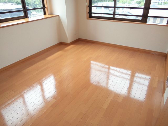 【寝室】リーガル京都二条城東