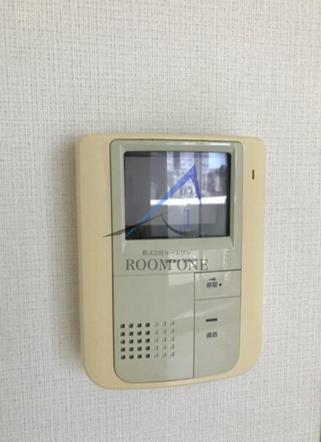 サンフラットのセキュリティ|モニター付インターホンです。