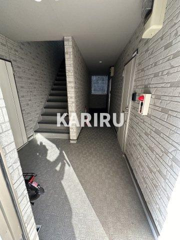 アート城北駅前のエントランス