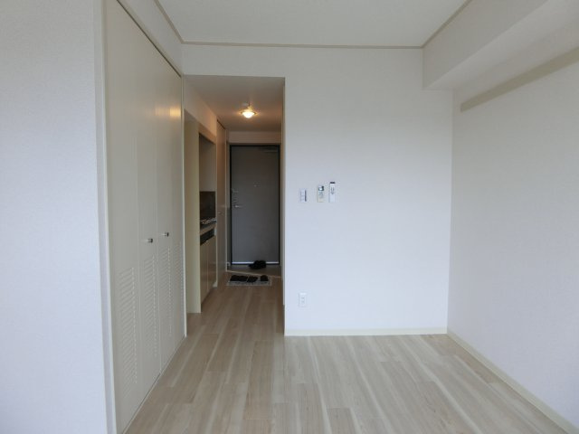 コスモハイム元住吉の洋室|他のお部屋の参考写真となります。