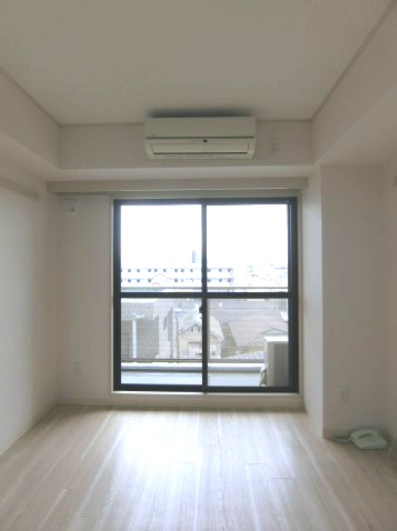 コスモハイム元住吉の居間・リビング|他のお部屋の参考写真となります。