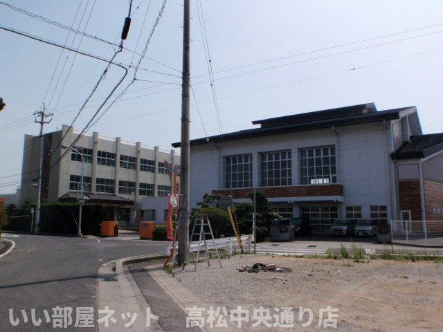 【周辺】 | ヒルサイド・セレノ | 丸亀市立飯野小学校まで1400m