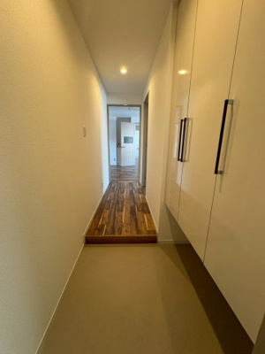 【玄関】 | 久々知2丁目戸建