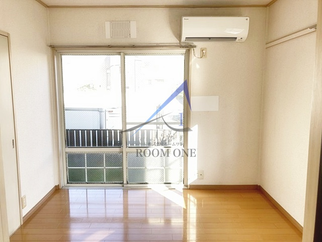 サンハイツ上野毛の居間・リビング|洋室のお部屋です。