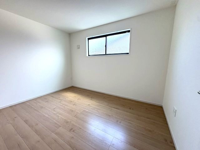【子供部屋】 | 糟屋郡志免町志免1丁目4期　1号棟（全1棟）【仲介手数料無料・0円】 | 現地写真。