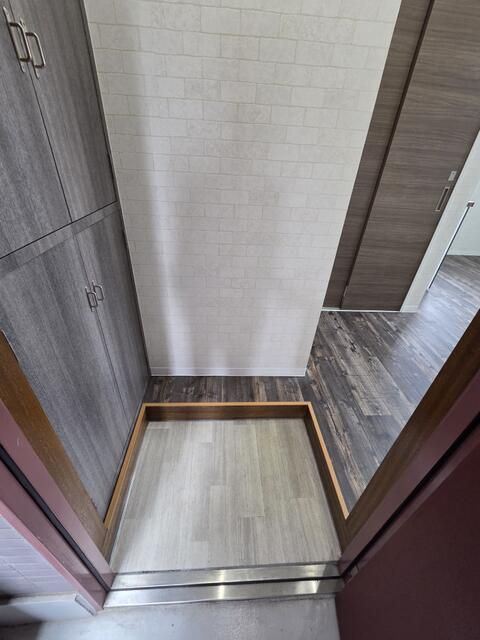 ヴェッセルコートの玄関