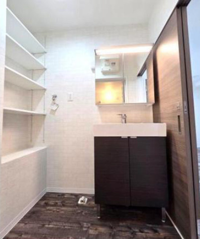 ヴェッセルコートの設備|室内洗濯置場