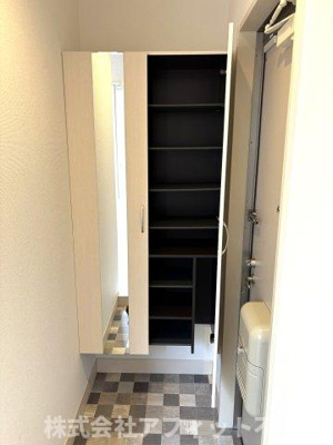 【玄関】 | Ｄ-room船町 | シューズボックス付き※イメージです