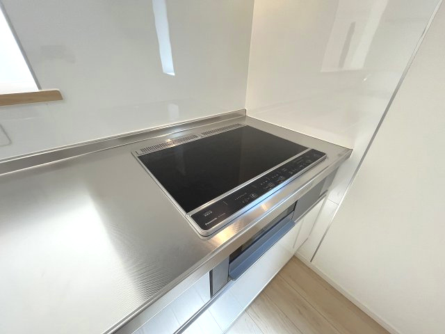 【キッチン】 | 糟屋郡志免町桜丘3丁目第7・平屋　1号棟（全1棟）【仲介手数料無料・0円】 | 施工例。施工例は完成時と異なる場合があります。