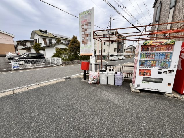 東新町3丁目貸店舗の内装