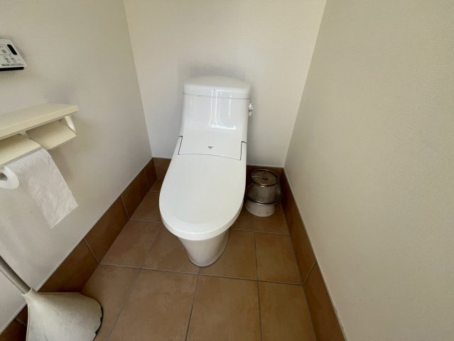 東新町3丁目貸店舗のトイレ