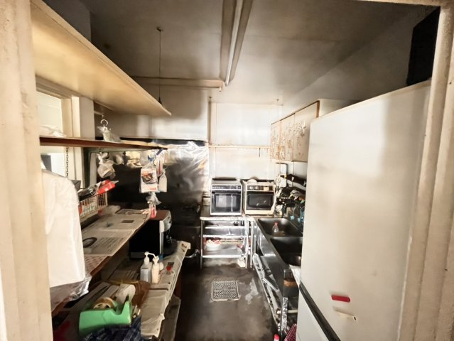 東新町3丁目貸店舗の内装