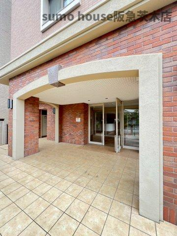 ディアステージ正雀ウェルブライトのエントランス