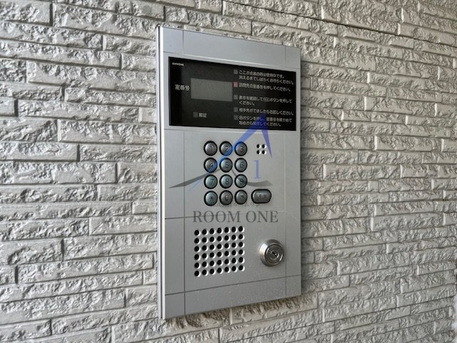 ＳＵＮＮＹ　ＣＯＵＲＴのセキュリティ|オートロックです。